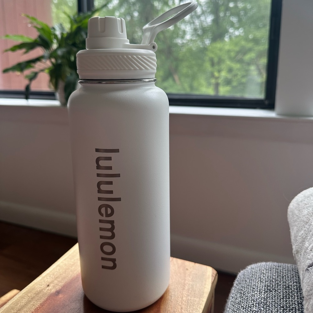 lululemon Back To Life Sport Water Bottle